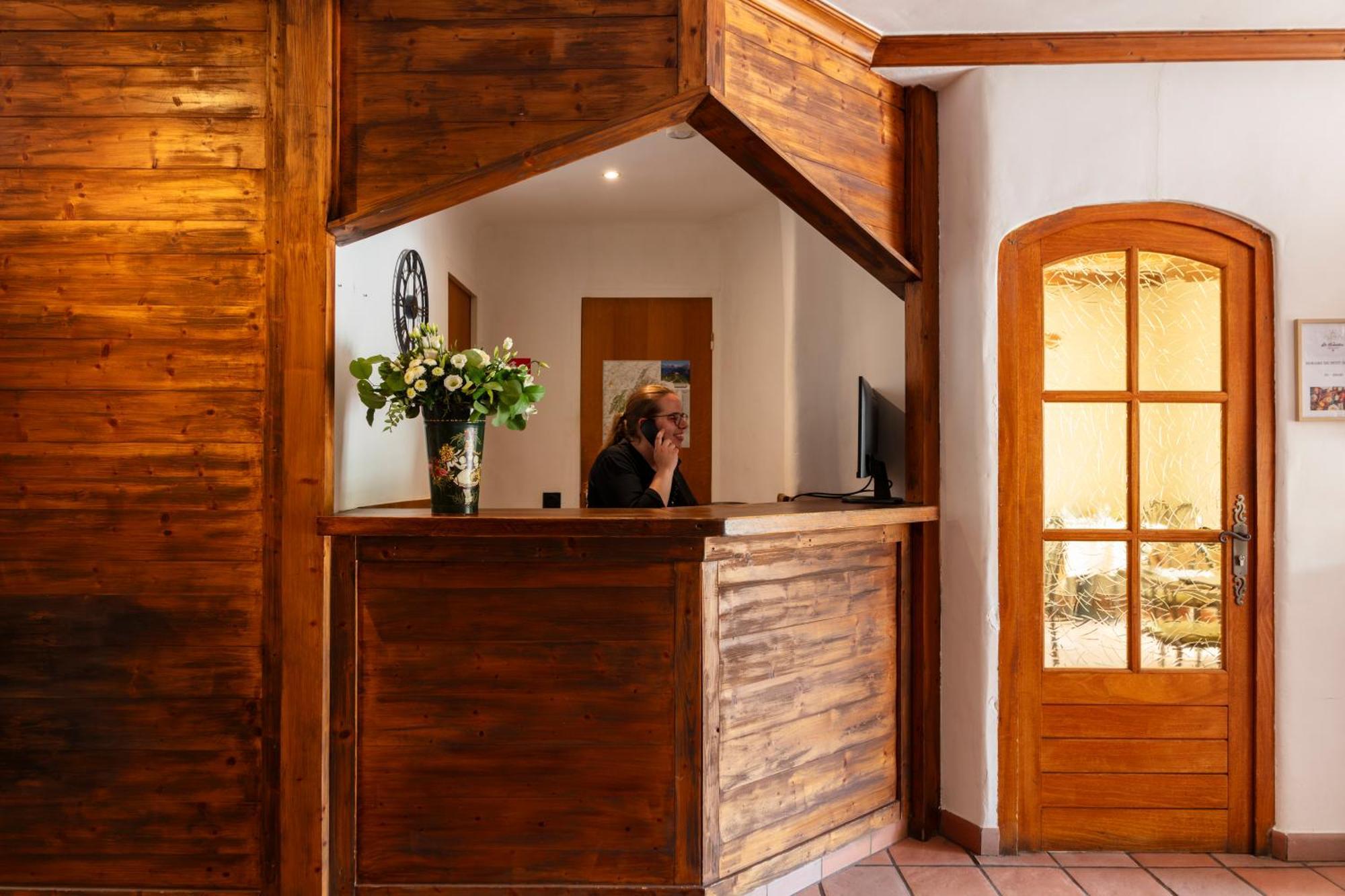 Chalet-Hôtel Le Belvédère Brides-les-Bains Esterno foto