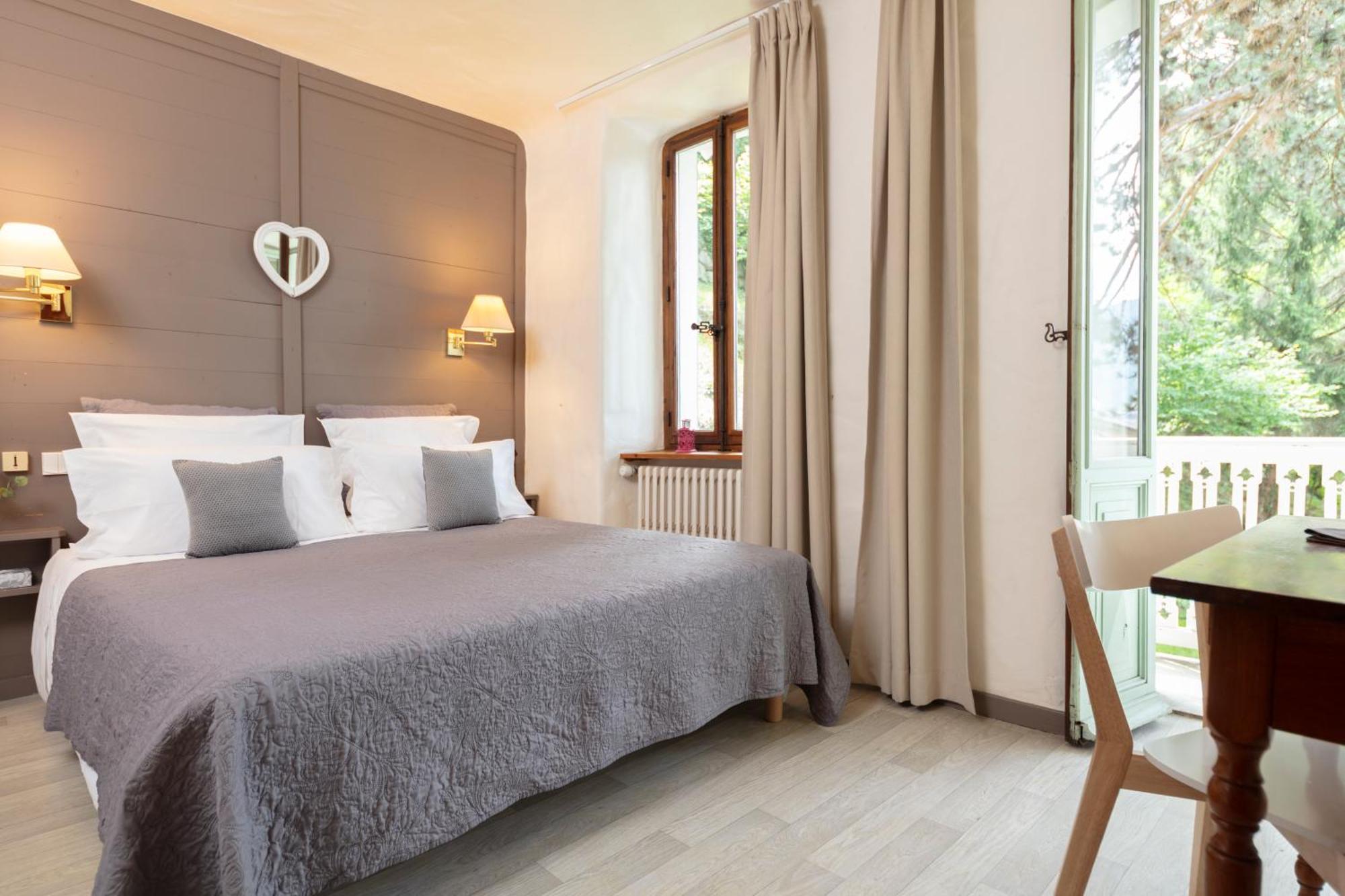 Chalet-Hôtel Le Belvédère Brides-les-Bains Esterno foto